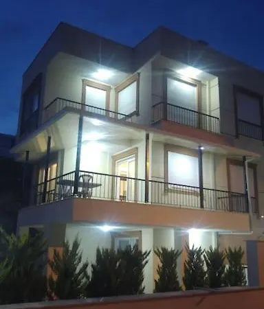 וילה Serene House Akarca